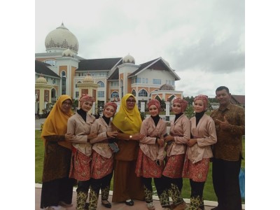Tari Kreasi SMPN 1 Dewantara